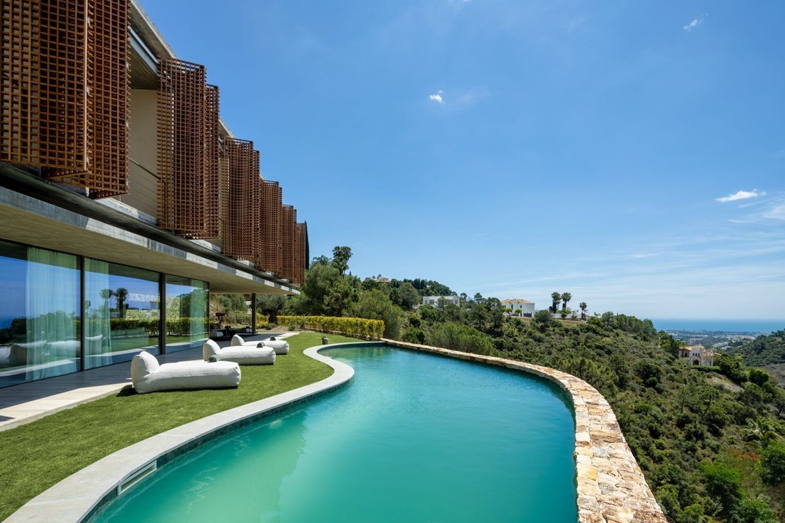 Villa in Benahavis, Andalusia, Spain 2 - 16806068