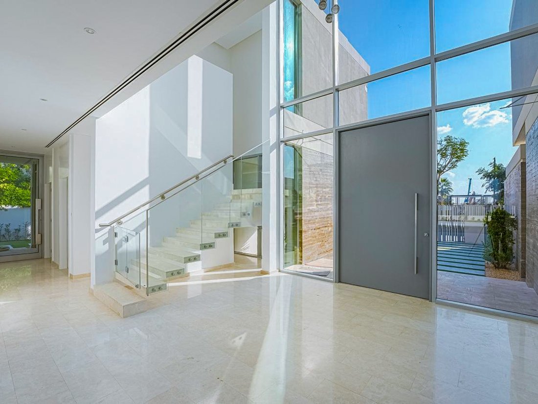 Villa in Hadaeq Sheikh Mohammed Bin Rashid, Dubai, United Arab Emirates 2 - 16804374