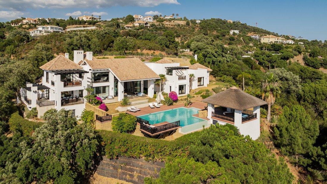 Villa in Benahavis, Andalusia, Spain 1 - 16806027