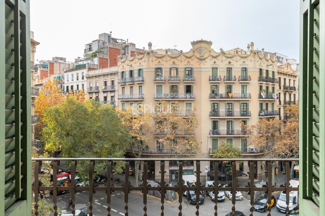 Appartamento a Eixample, Barcellona, Spagna 2 - 16798237