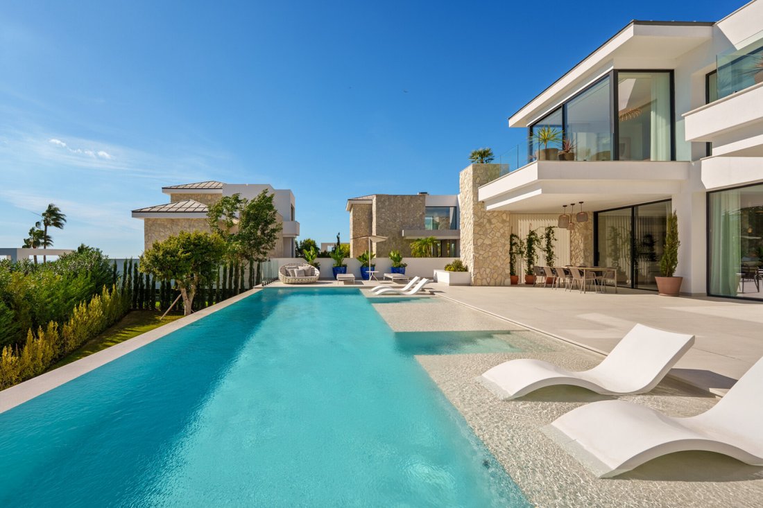 Villa in Benahavis, Andalusia, Spain 3 - 16805491