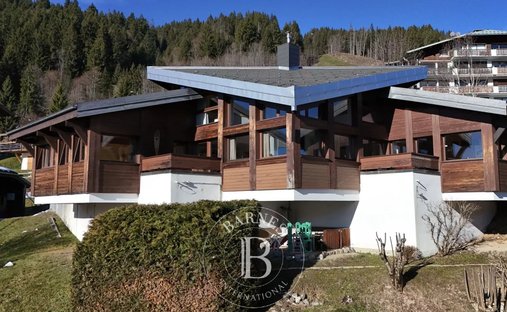Chalet in Les Gets, Auvergne-Rhône-Alpes, France 1