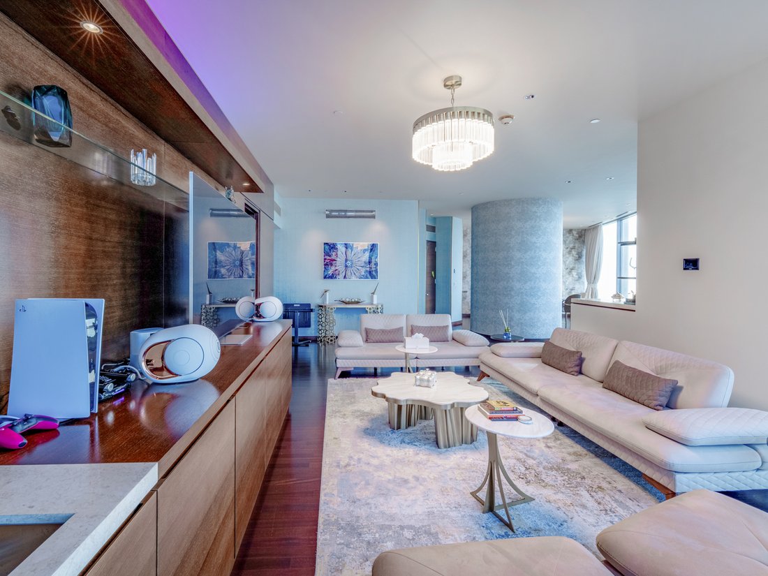 Apartment in Burj Khalifa, Downtown Dubai, Dubai 3 - 16804170