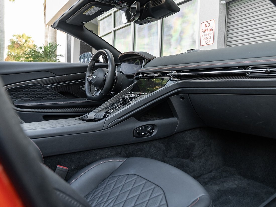 Cabriolet in Naples, FL 2 - 16798267