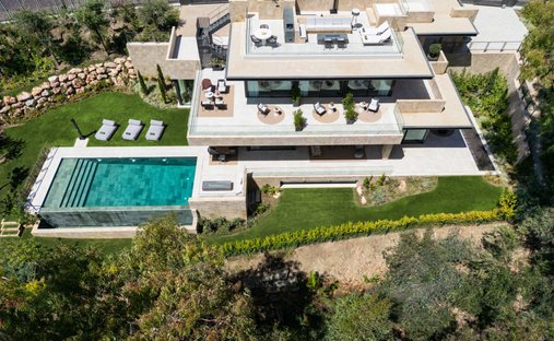 Villa in Nueva Andalucía, Marbella, Spanien 1