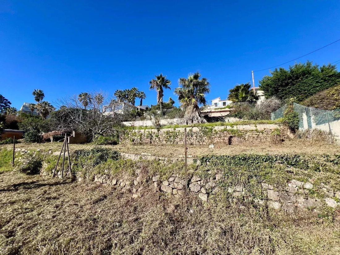 Land in Gabelle-Courcettes-Les Clos, Vallauris, France 2 - 16798385