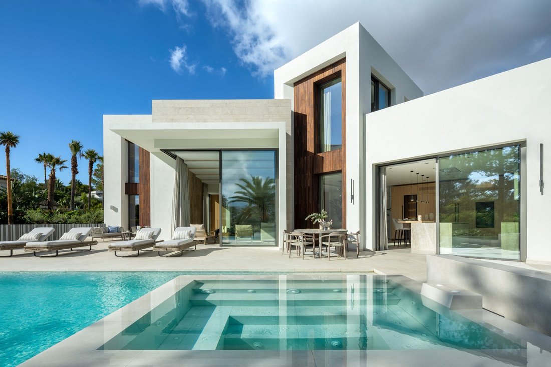 Villa in Nueva Andalucia, Marbella, Spain 1 - 16805930