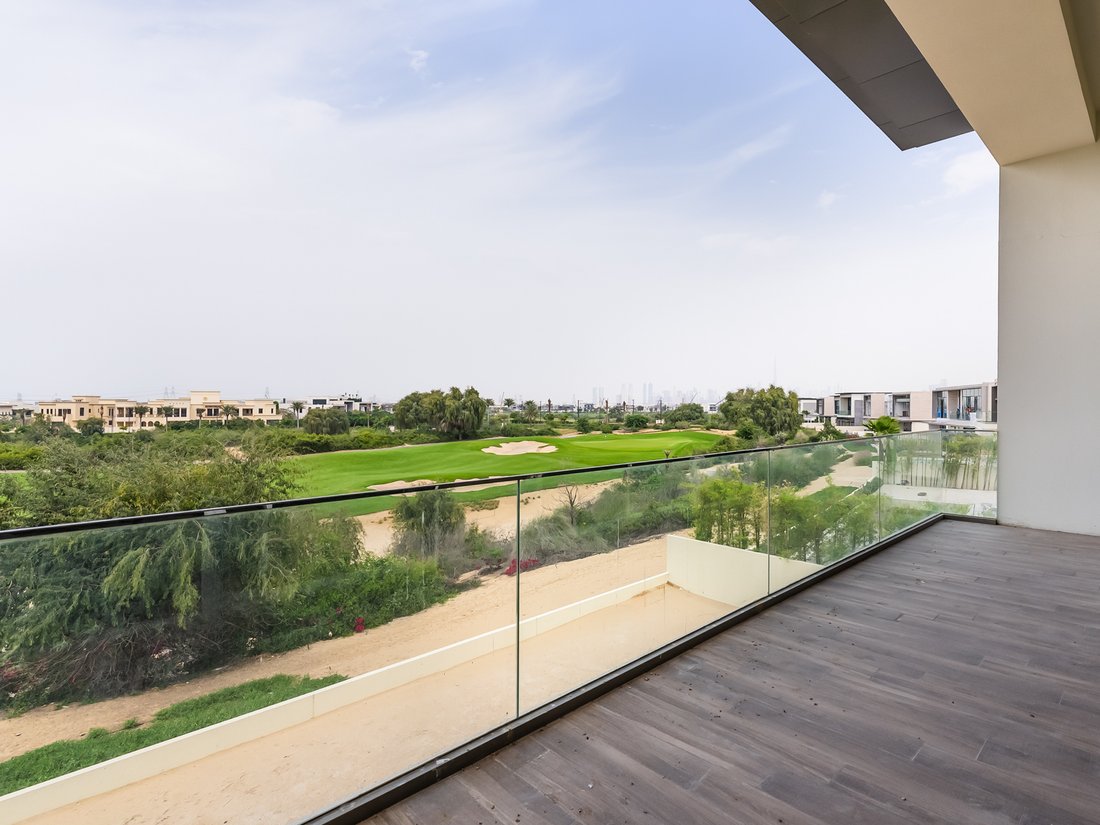 Villa in Hadaeq Sheikh Mohammed Bin Rashid, Dubai, United Arab Emirates 1 - 16804398