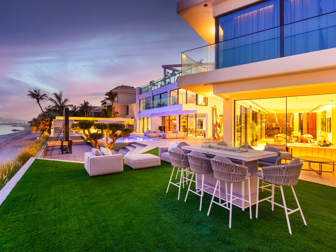 Villa in Palm Jumeirah, Dubai, United Arab Emirates 2 - 16804410