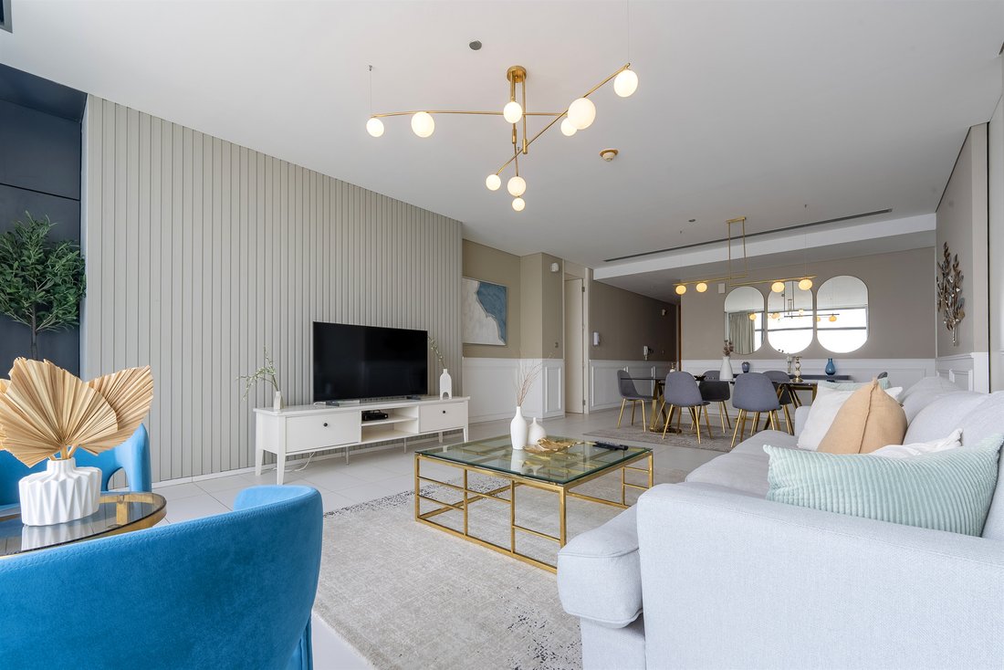 Apartment in Burj Khalifa Lake, Downtown Dubai, Dubai 4 - 16804407