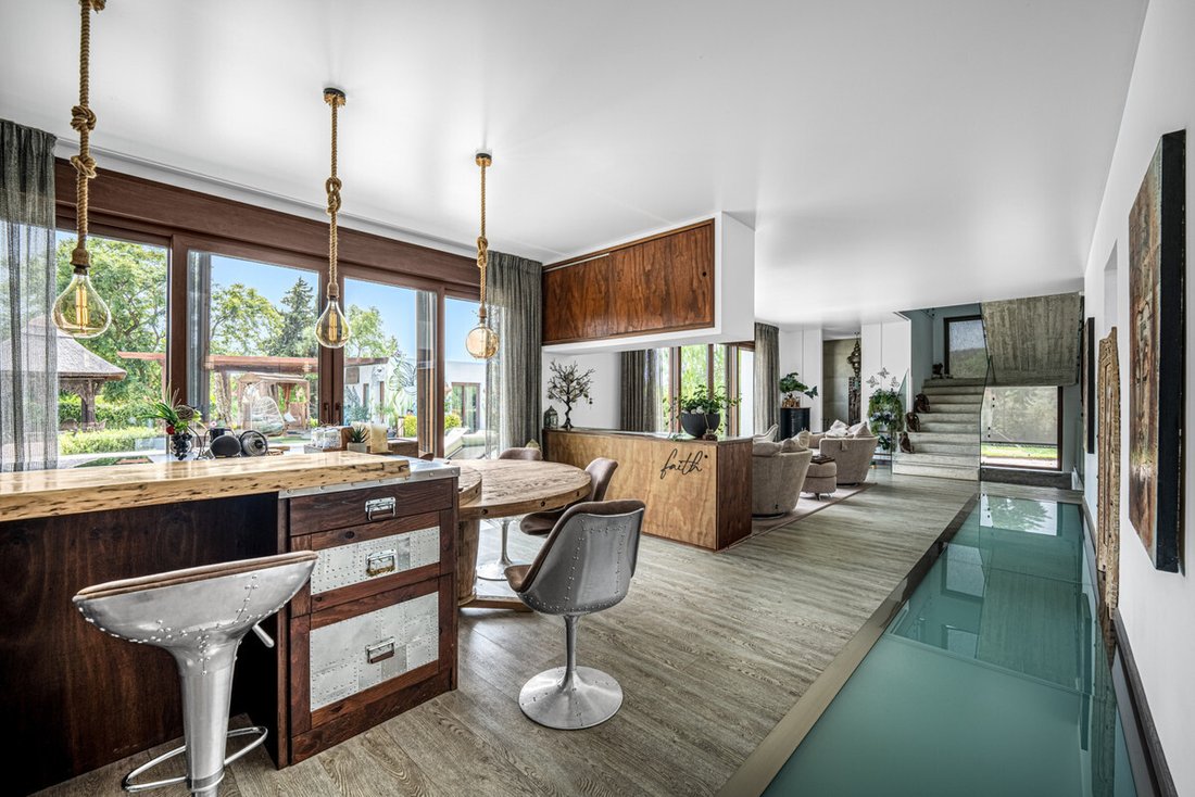 Villa in Benahavis, Andalusia, Spain 3 - 16804437