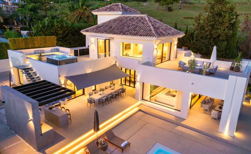 Villa in Nueva Andalucía, Marbella, Spanien 1