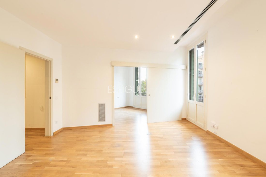 Appartamento a Eixample, Barcellona, Spagna 3 - 16798252