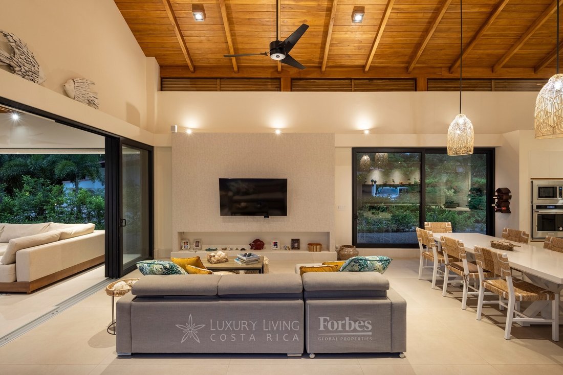Condo in Tamarindo, Guanacaste Province, Costa Rica 4 - 16796757