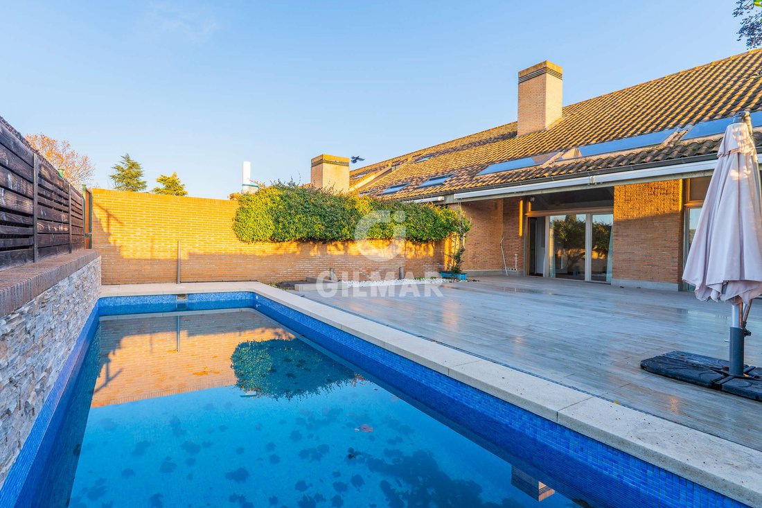 House in Pozuelo de Alarcon, Comunidad de Madrid, Spain 1 - 16800947
