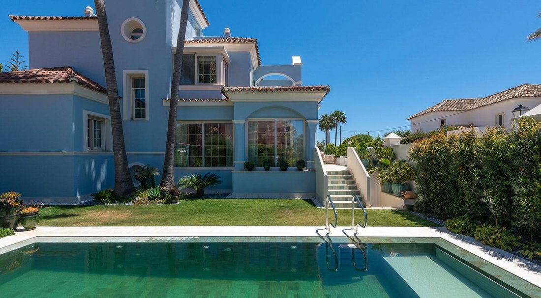 Villa in Nueva Andalucia, Marbella, Spain 2 - 16805164