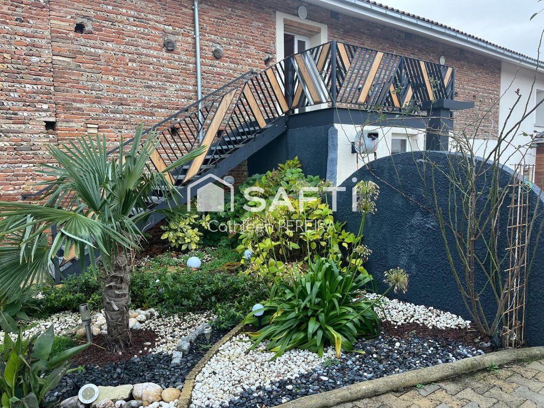House in Rabastens, Occitania, France 1 - 16805985