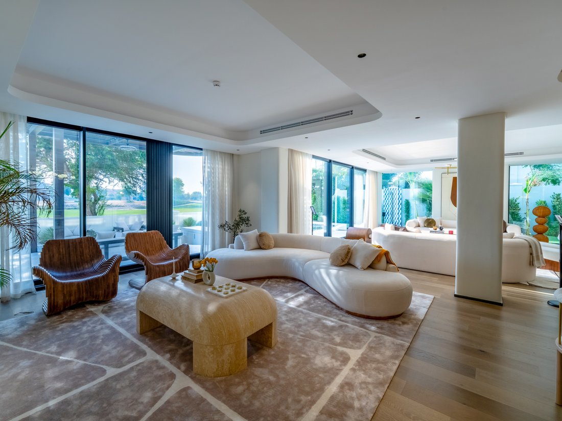 Villa in Jumeirah Golf Estates, Dubai, United Arab Emirates 5 - 16804337