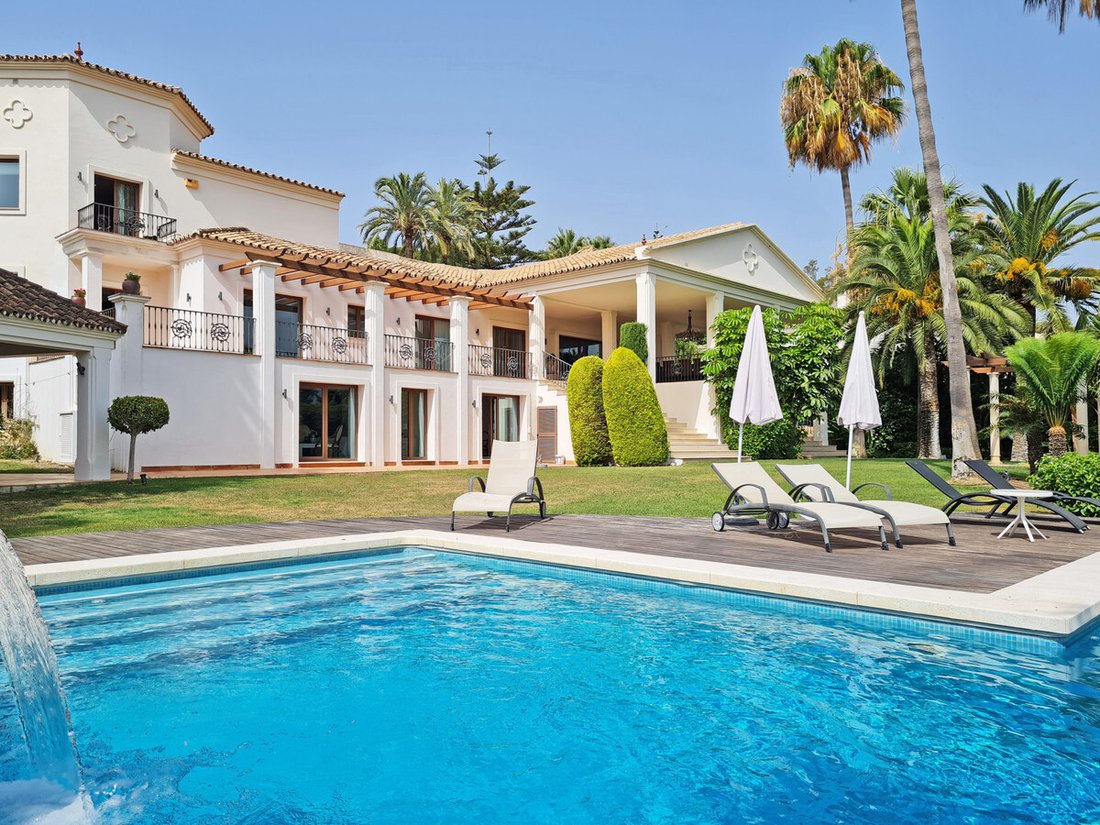 Villa a Nueva Andalucía, Marbella, Spagna 1 - 16804073