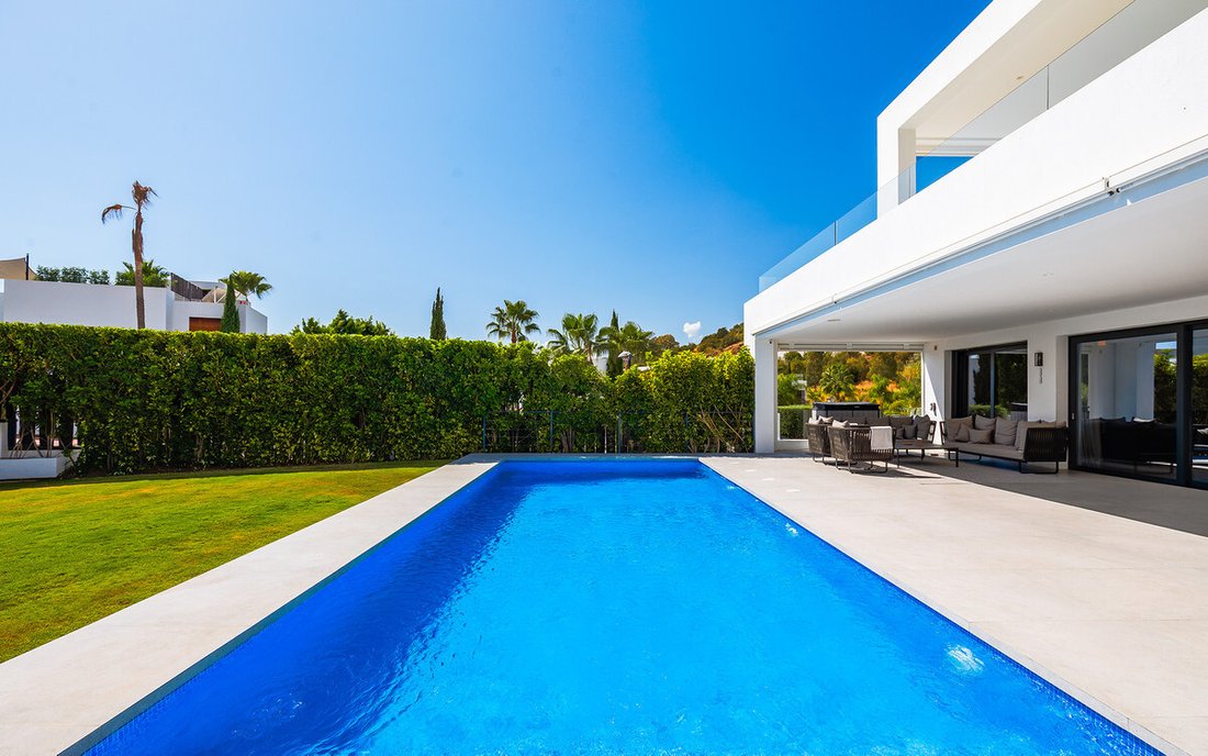 Villa in Nueva Andalucia, Marbella, Spain 2 - 16805165