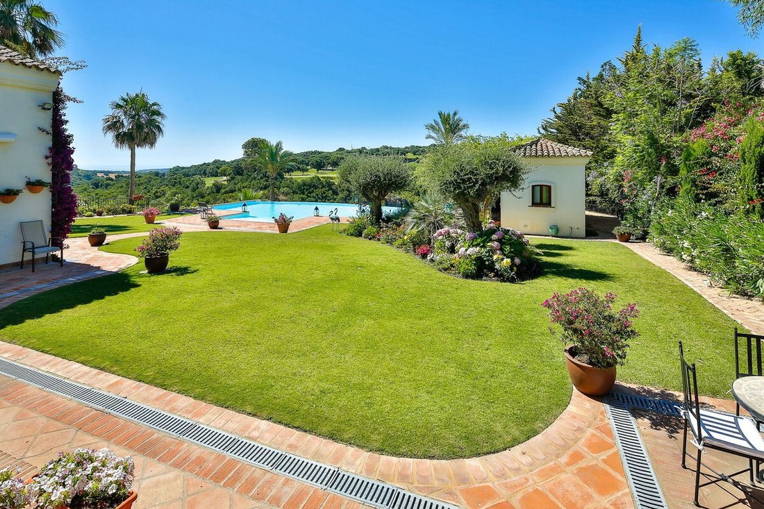 Villa in Guadiaro, San Roque, Andalusia 4 - 16805347