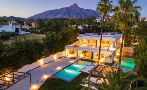 Villa en Nueva Andalucía, Marbella, España 1