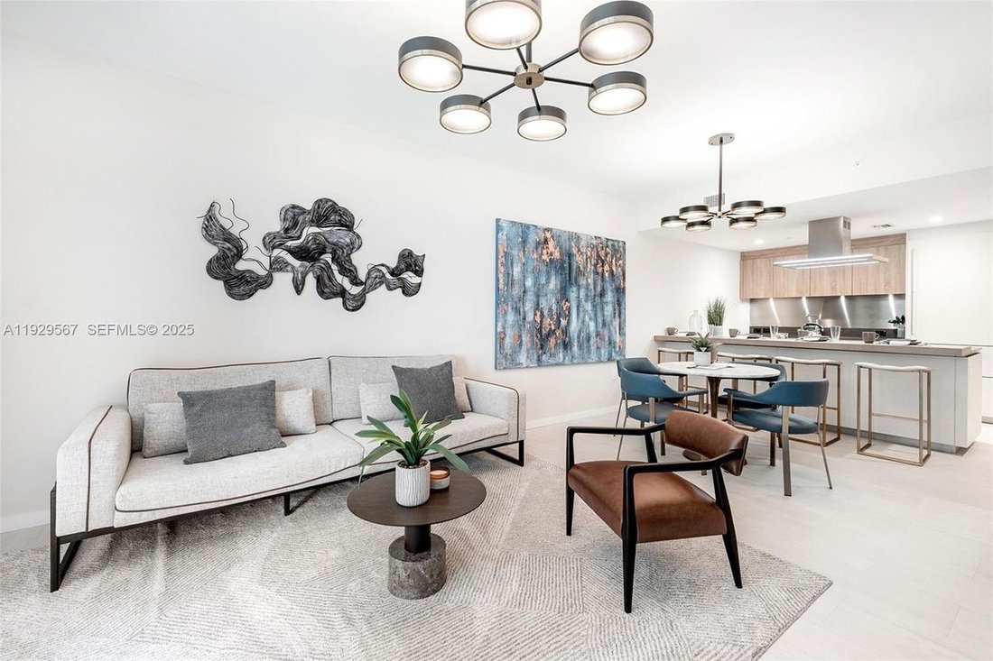 Condo in Miami, Florida, United States 2 - 16799636