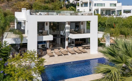 Villa in Nueva Andalucia, Marbella, Spain 1
