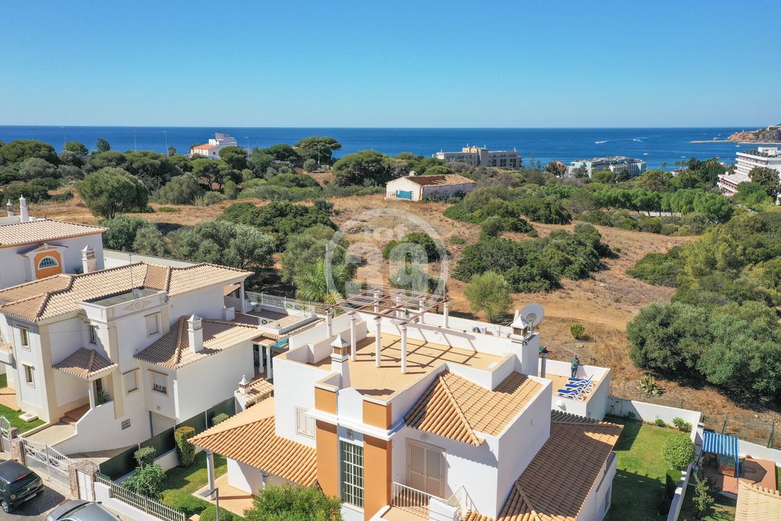 House in Olhos de Agua, Algarve, Portugal 4 - 16796842