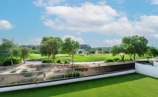 Villa in Hadaeq Sheikh Mohammed Bin Rashid, Dubai, United Arab Emirates 1