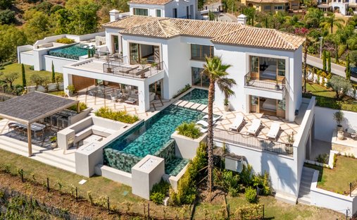 Villa in Benahavis, Andalusia, Spain 1