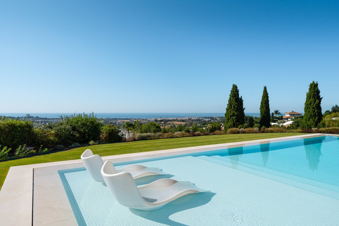 Villa in Benahavis, Andalusia, Spain 5 - 16806056