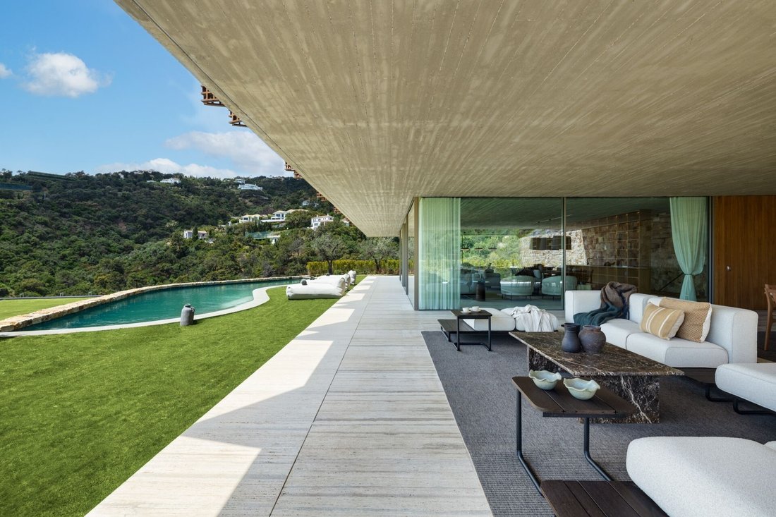 Villa in Benahavis, Andalusia, Spain 4 - 16806068