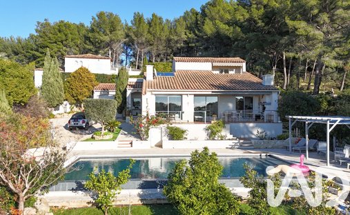 House in Nord, Sanary-sur-Mer, France 1