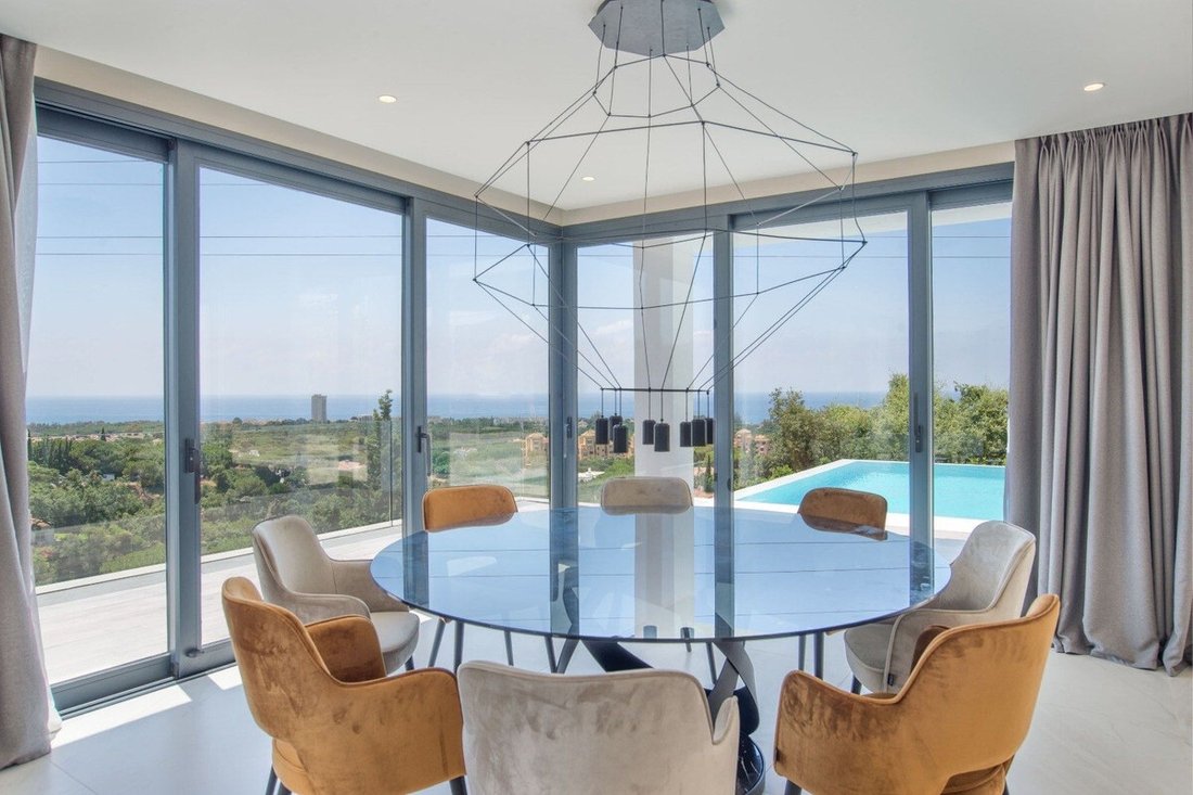 Villa in Marbella, Andalusien, Spanien 4 - 16805014