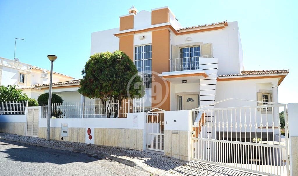 House in Olhos de Agua, Algarve, Portugal 5 - 16796842