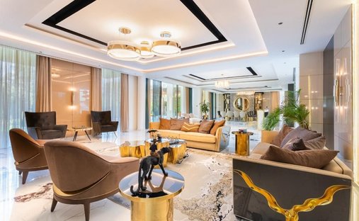 Villa in Hadaeq Sheikh Mohammed Bin Rashid, Dubai, United Arab Emirates 1