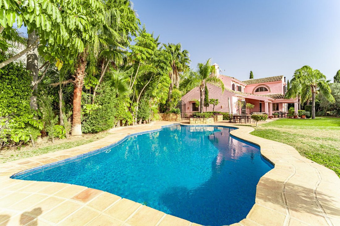 Villa in Benahavis, Andalusia, Spain 2 - 16805353