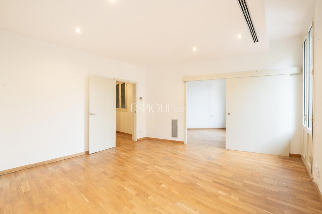 Appartamento a Eixample, Barcellona, Spagna 4 - 16798252