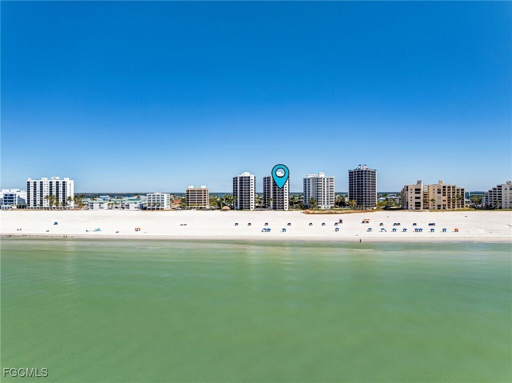 Condo in Fort Myers Beach, Florida, United States 5 - 16803571