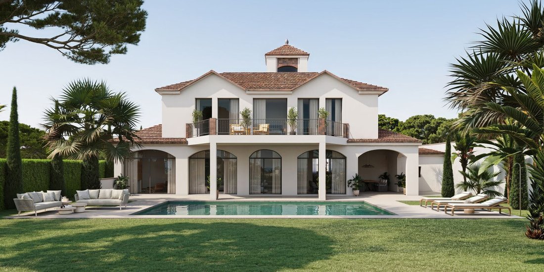 Villa in Nueva Andalucia, Marbella, Spain 1 - 16805448