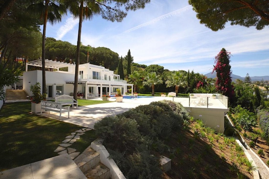 Villa in Nueva Andalucia, Marbella, Spain 1 - 16805248