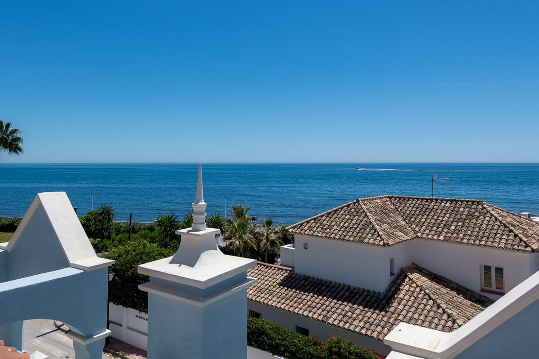 Villa in Nueva Andalucia, Marbella, Spain 3 - 16805164