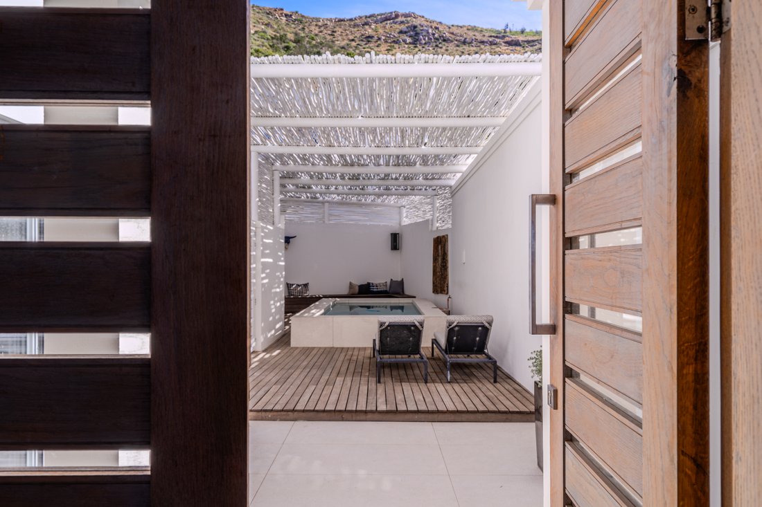 Country House in Simon's Town, Cape Town, Western Cape 2 - 16799382