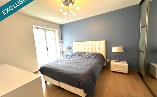 Castle for Sale in Sarlat-la-Canéda, Nouvelle-Aquitaine, France