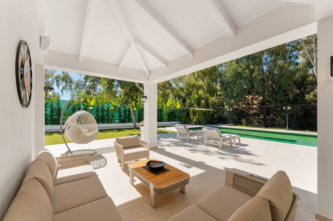 Villa in Nueva Andalucia, Marbella, Spain 4 - 16805341