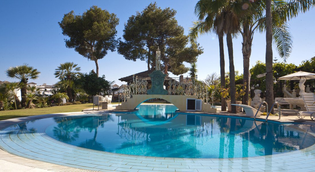 Villa in Nueva Andalucia, Marbella, Spain 2 - 16806046