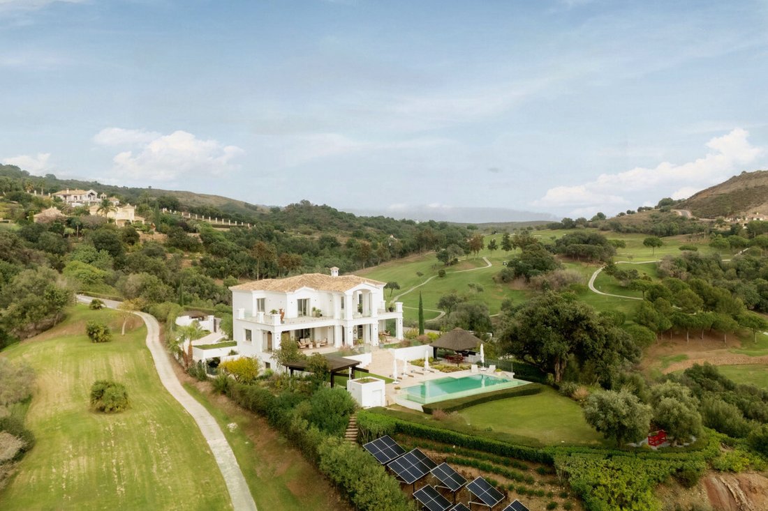 Villa in Benahavis, Andalusia, Spain 3 - 16805512