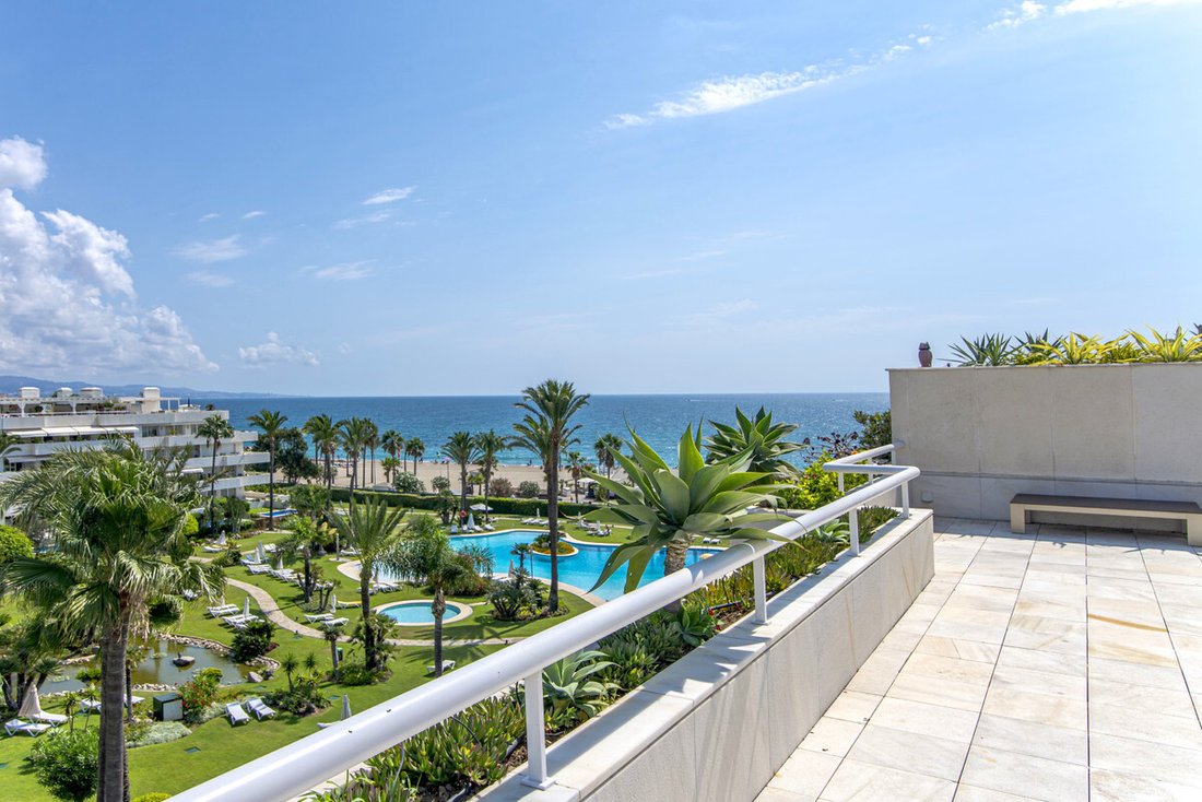 Penthouse in Nueva Andalucia, Marbella, Spain 1 - 16805358