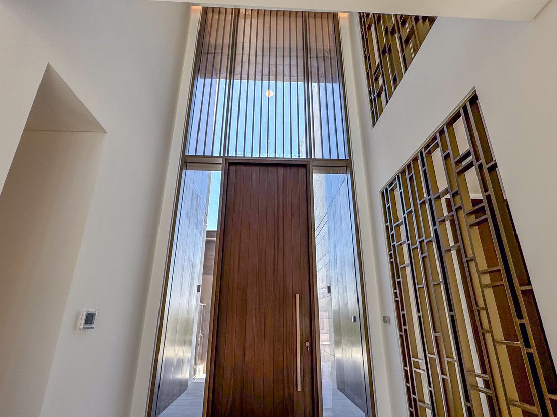 Villa in Hadaeq Sheikh Mohammed Bin Rashid, Dubai, United Arab Emirates 2 - 16804124
